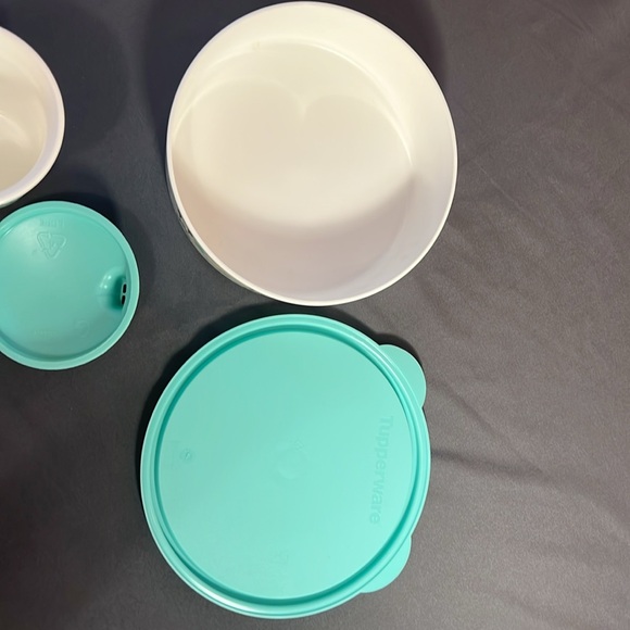 Vintage Tupperware Mickey Mouse Bowl and Sippy Cup - Picture 8 of 8